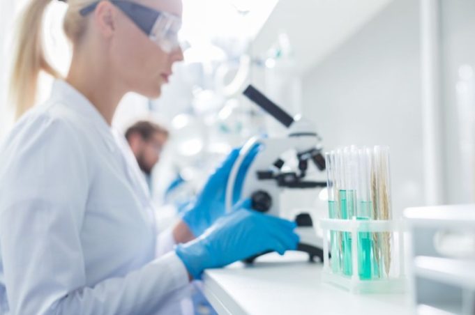 Novartis presenta nuevos estudios sobre la eficacia sostenida de un fármaco para la esclerosis múltiple recurrente