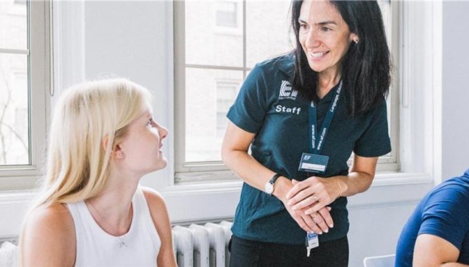 Jóvenes españoles podrán acceder a Becas Excellence de EF para mejorar su inglés