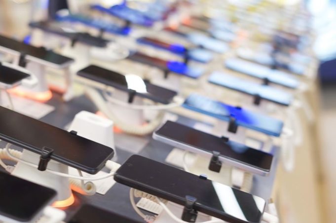 Movistar incluye señalización vial y movilidad eléctrica en su campaña