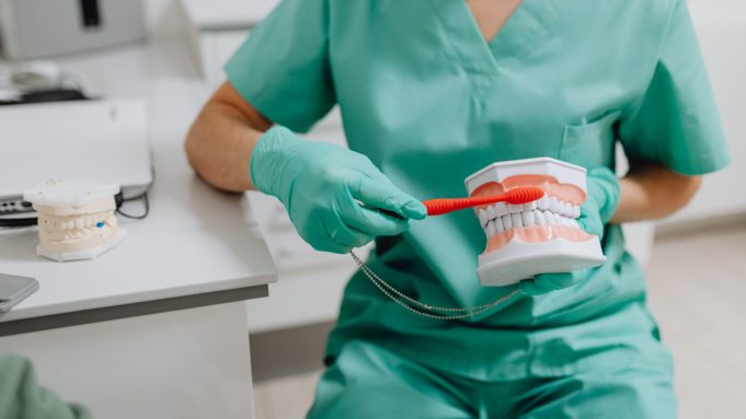 Aparatología digital sinterizada con Ortorios SL: la revolución tecnológica en ortodoncia moderna