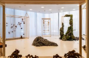 Kavita Parmar diseña para Amazon una instalación sobre tradición y tecnología en Madrid