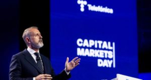 Telefónica refuerza su rentabilidad en el cuarto trimestre de 2025