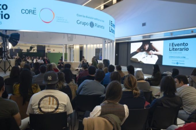 Figuras del sector literario y audiovisual debaten en The Core nuevas formas de contar historias