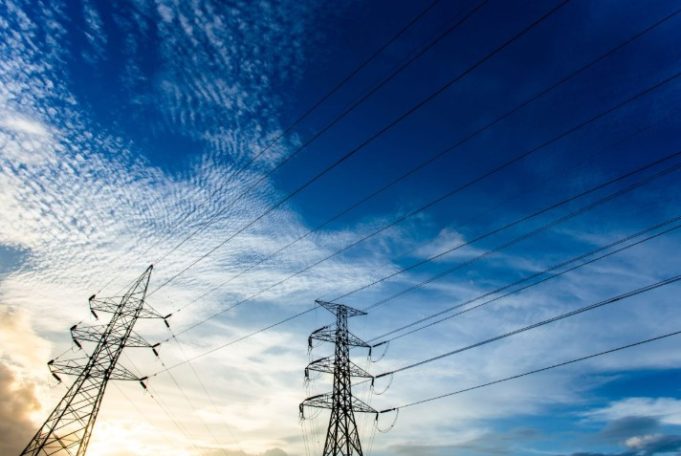 ENTSO-E apunta a errores de tensión y no a la falta de inercia