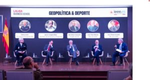 LALIGA y Ceseden abordan el impacto internacional del deporte