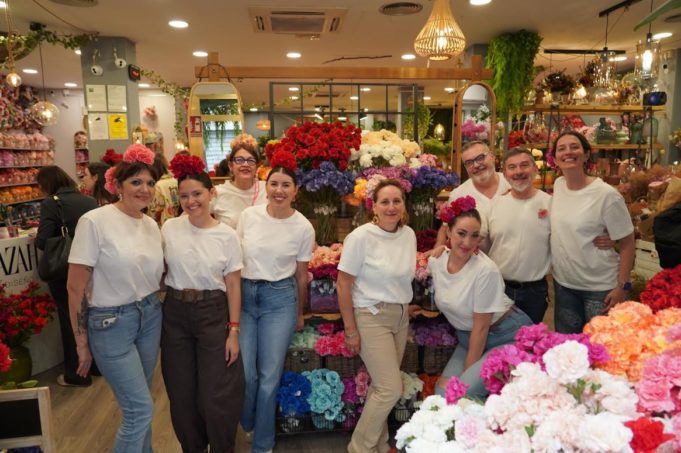Blanco Azahar refuerza el asesoramiento personalizado en la moda flamenca con su nueva colección “Expansión”