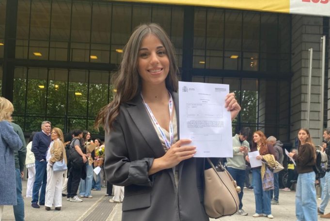 La ganadora del EIR 2026 María Gallego se decanta por pediatría en el Niño Jesús