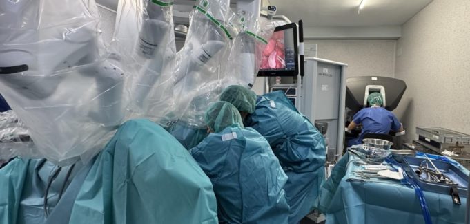 Ventajas de la cirugía robótica en la endometriosis profunda y la preservación de la fertilidad