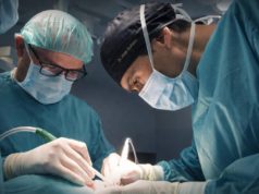 Adiós a múltiples intervenciones: implantes maxilofaciales complejos resueltos en un solo paso